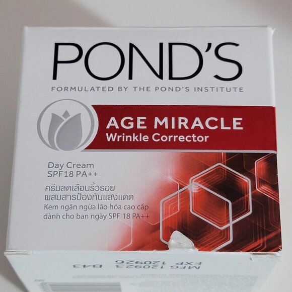 POND'S Age Miracle Wrinkle Corrector SPF 18 Pa++ Anti Aging Day Cream 1.7 oz 50g - Picture 7 of 15